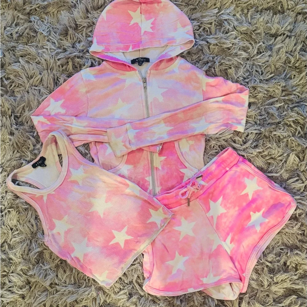 Flowers by Zoe 3-Piece Pink and White Set - Hoodie, Tank & Shorts (Kids XL) - Picture 1 of 3